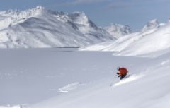 Cross country skiing in Greenland